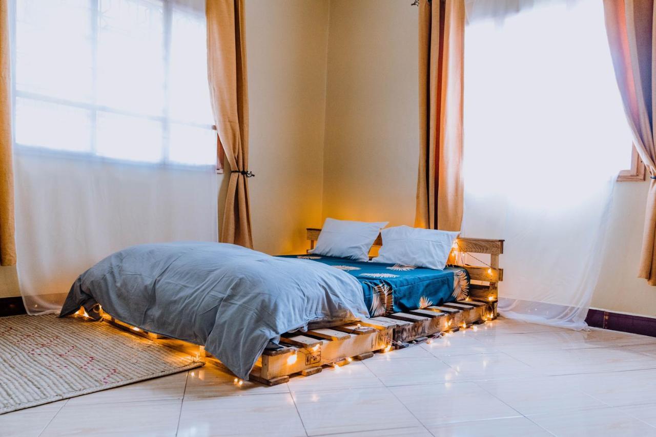 Mkoani Homestay Моши Екстериор снимка